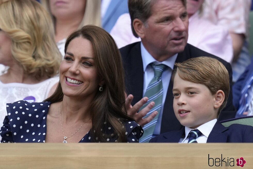Kate Middleton y el Príncipe George en la final de Wimbledon 2022