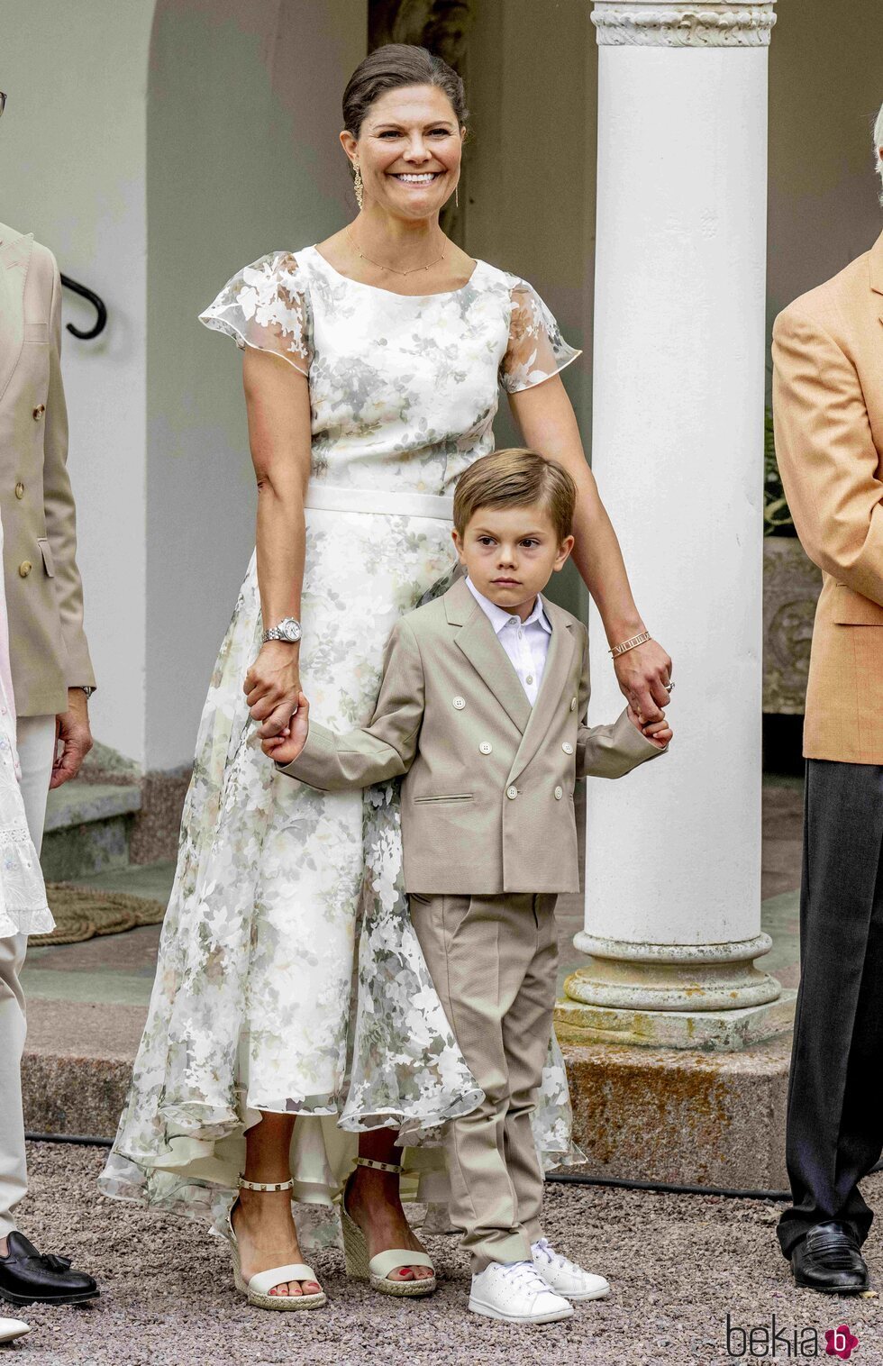 Victoria de Suecia y su hijo Oscar de Suecia en su 45 cumpleaños