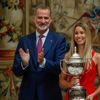 Los Reyes Felipe y Letizia y Maribel Nadal en la entrega de los Premios Nacionales del Deporte 2019