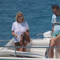 Susana Uribarri y Jaime de Marichalar en un barco en Ibiza