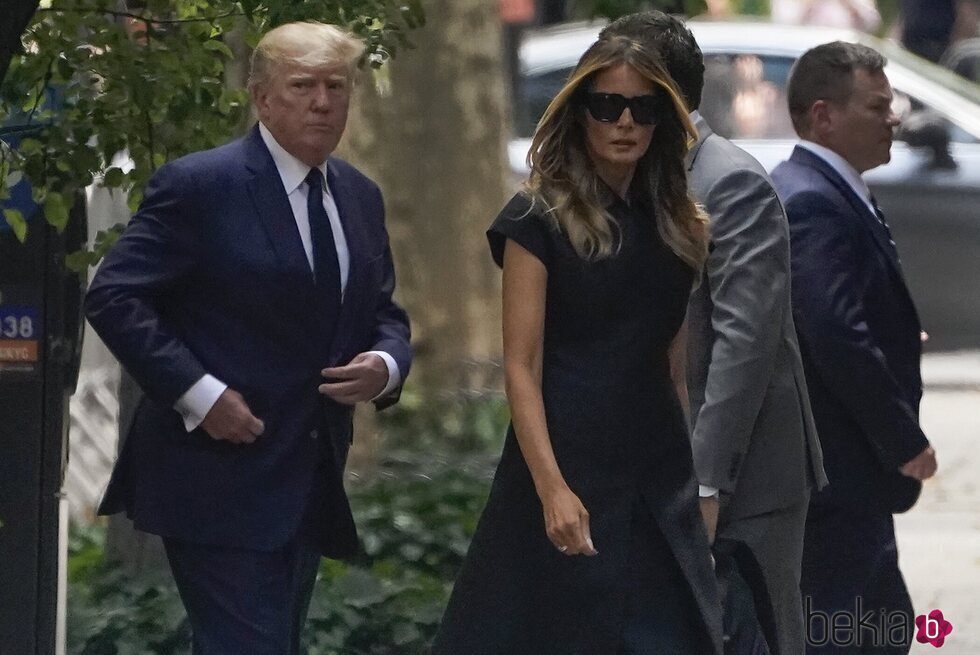 Melania y Donald Trump en el funeral de Ivana Trump