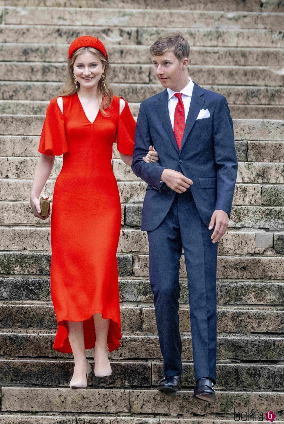 La Princesa Elisabeth de Bélgica del brazo de su hermano Emmanuel en el Día Nacional de Bélgica 2022