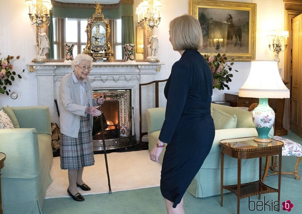 La Reina Isabel recibe a Lizz Truss para darle la bienvenida como Primera Ministra