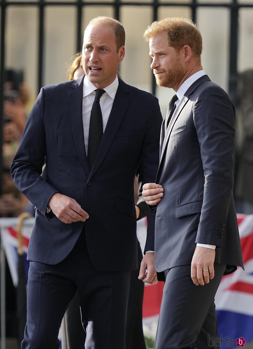 Los Príncipes Guillermo y Harry, juntos tras la muerte de la Reina Isabel II
