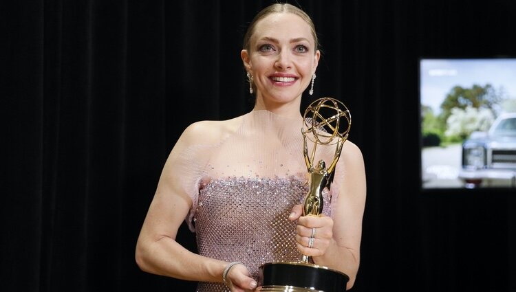 Amanda Seyfried en los Premios Emmy 2022
