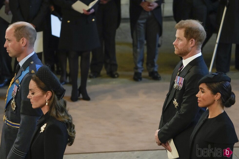 El Príncipe Guillermo con Kate Middleton y el Príncipe Harry con Meghan Markle
