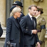 Emmanuel y Brigitte Macron en el funeral de estado de la Reina Isabel II