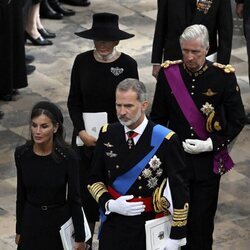 El Rey Felipe y la Reina Letizia, el Rey Felipe y la Reina Matilde de Bélgica en el funeral de la Reina Isabel II