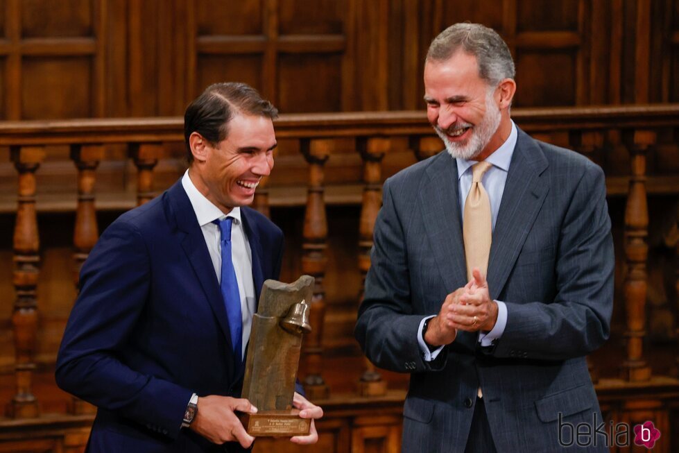 El Rey Felipe le hace entrega a Rafa Nadal del Premio Camino Real a Rafa Nadal en la Universidad de Alcalá de Henares