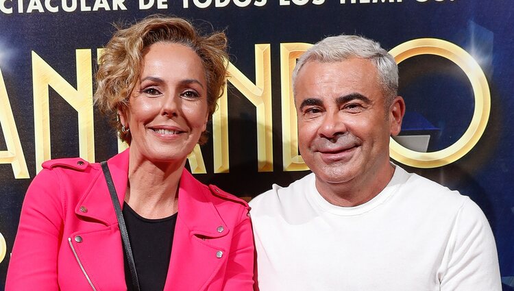 Rocío Carrasco y Jorge Javier Vázquez en el estreno del musical 'Cantando bajo la lluvia'
