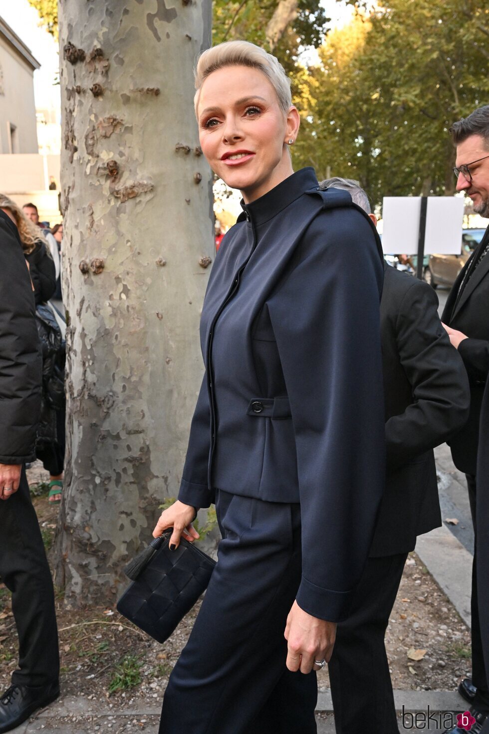 Charlene de Mónaco en su llegada a la Paris Fashion Week 2022
