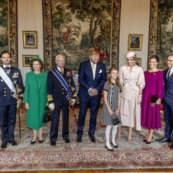 La Familia Real Sueca con Guillermo Alejandro y Máxima de Holanda en la recepción a los Reyes de Holanda en el Palacio Real de Estocolmo
