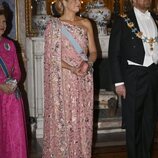 Máxima de Holanda luce la tiara Estuardo en la cena de gala ofrecida por los Reyes de Suecia con motivo de la Visita de Estado al país