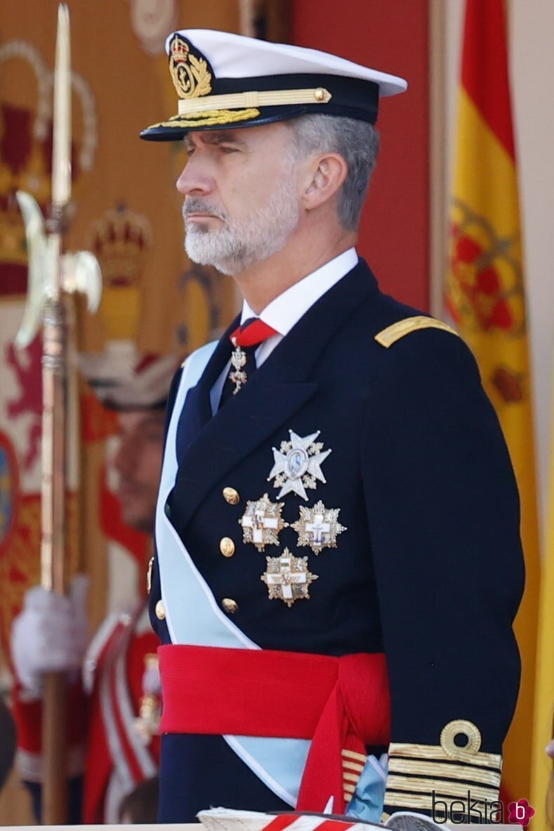 El Rey Felipe VI en el desfile militar por la Fiesta Nacional 2022