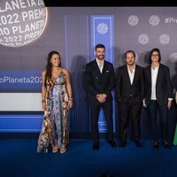 Rut Nieves, Ángel Martín e Inés Martín Rodrigo en el Premio Planeta 2022