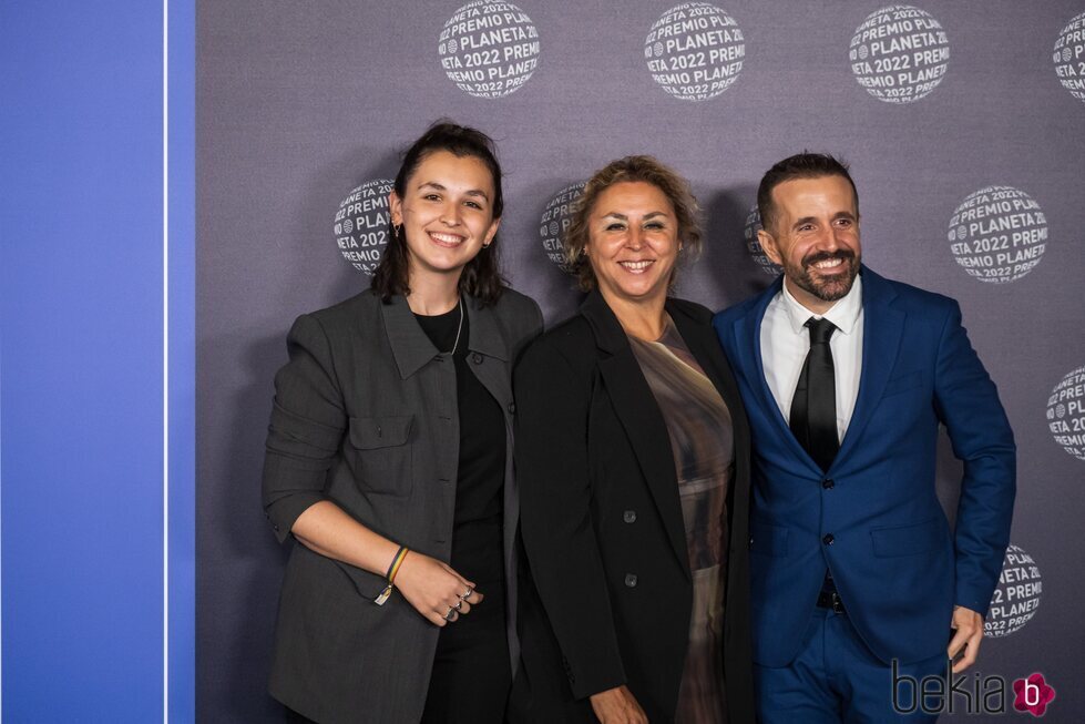 Megan Maxwell y Curro Cañete en el Premio Planeta 2022