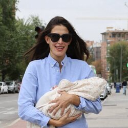Lidia Torrent recibe el alta después de ser mamá por primera vez