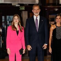 Los Reyes de España, junto con sus hijas, presiden el XXX Concierto Premios Princesa de Asturias