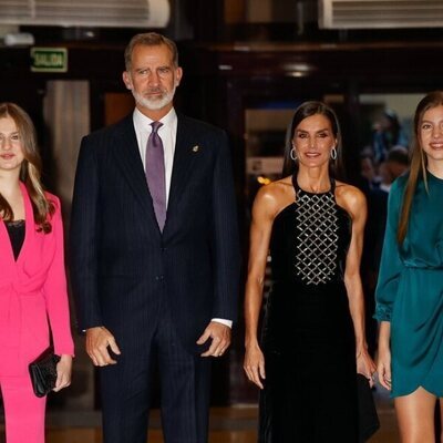 Los Reyes de España, junto con sus hijas, presiden el XXX Concierto Premios Princesa de Asturias