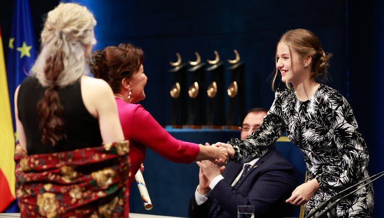 La Princesa Leonor entrega el Premio Princesa de Asturias de las Artes 2022 a Carmen Linares y María Pagés