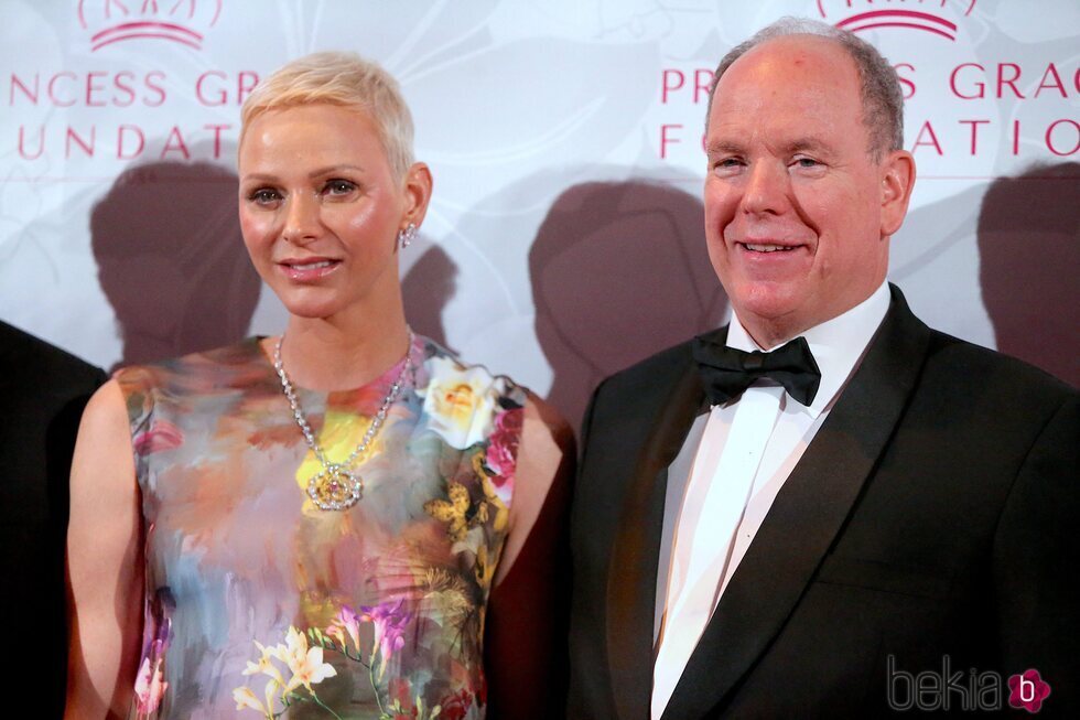 Charlene y Alberto de Mónaco en los Premios Princesa Grace 2022 en Nueva York