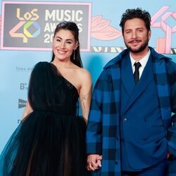 Manuel Carrasco y Almudena Navalón en Los 40 Music Awards 2022