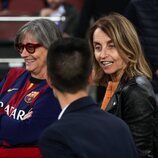 La madre de Gerard Piqué en el último partido de su hijo con el Barça