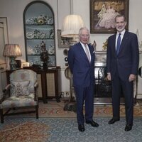 El Rey Carlos III y Felipe VI en su encuentro en Clarence House