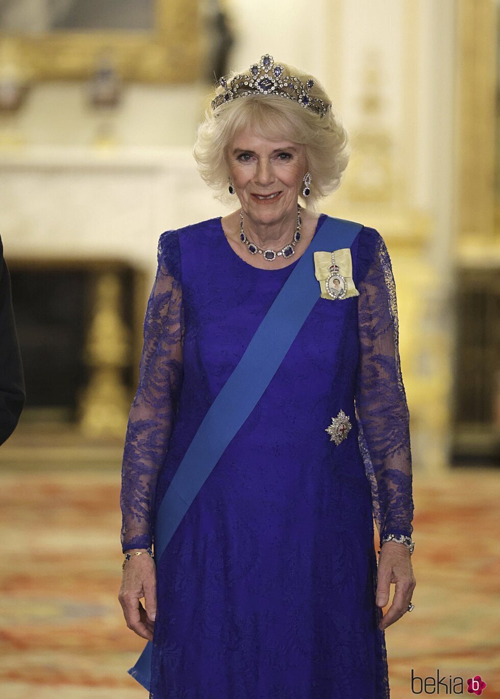 La Reina Camilla durante la cena de Estado ofrecida en honor del Presidente de Sudáfrica en Buckingham