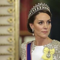 La Princesa Kate con la Cambridge Lover's Knot Tiara en la cena de Estado al Presidente de Sudáfrica