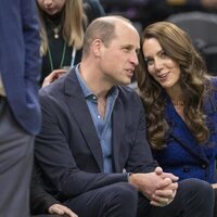 El Príncipe Guillermo y Kate Middleton, muy cómplices en un partido de la NBA entre los Boston Celtics y Miami Heat