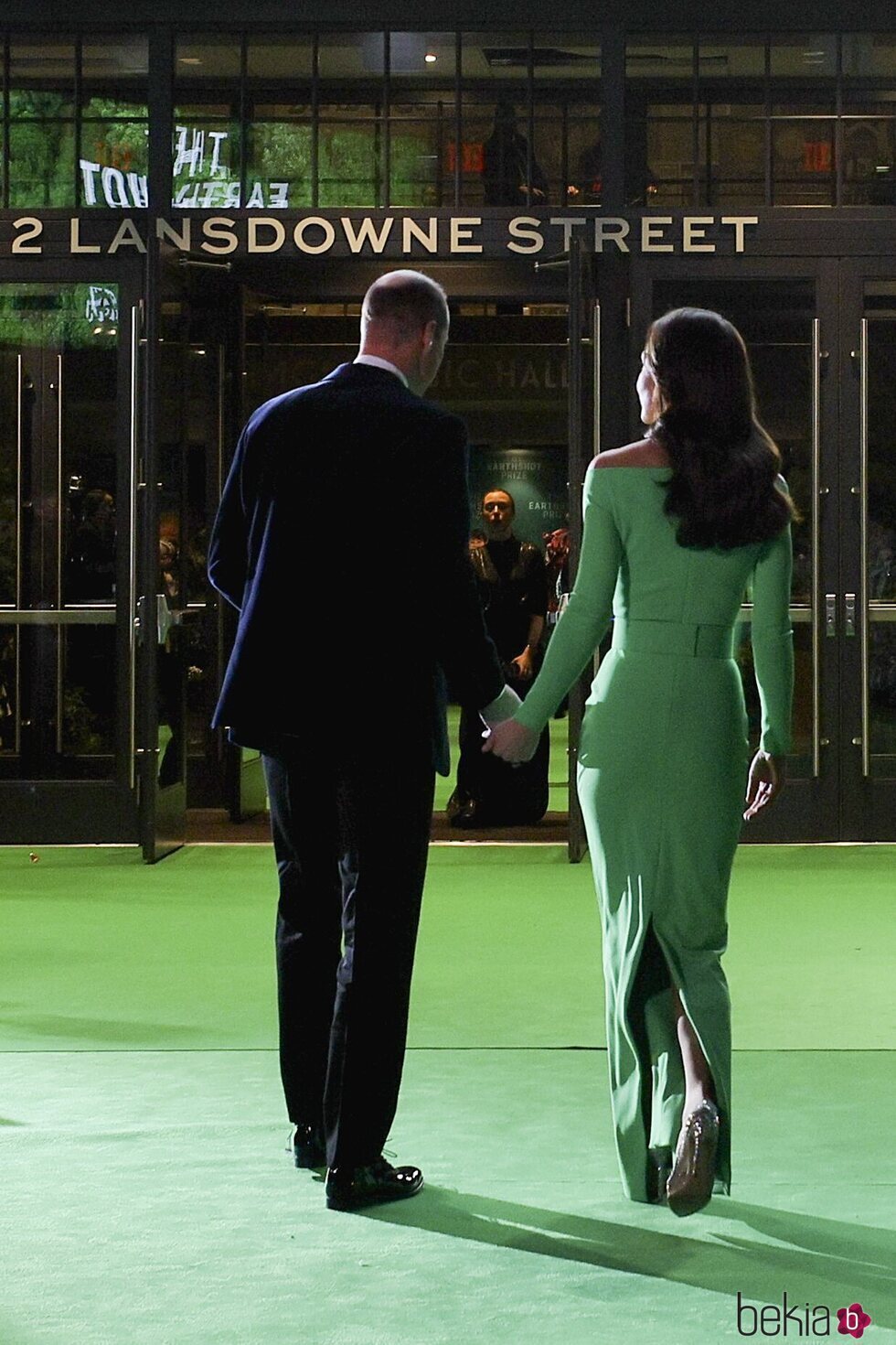 El Príncipe Guillermo y Kate Middleton cogidos de la manos en los Earthshot Prize 2022
