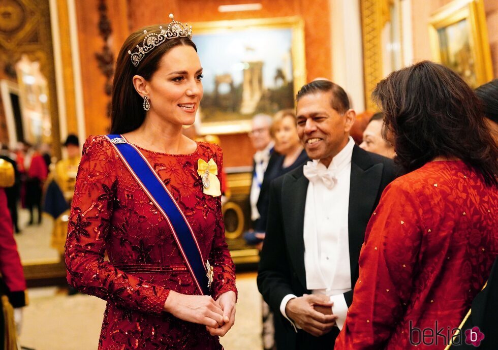 Kate Middleton con la tiara Flor de Loto en su primera recepción al Cuerpo Diplomático como Princesa de Gales