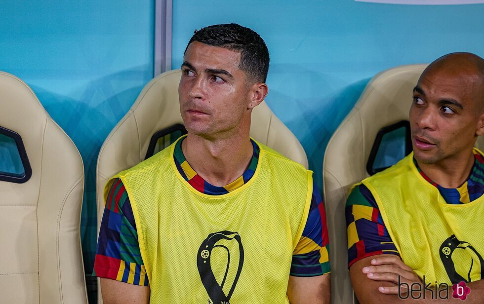 Cristiano Ronaldo en el banquillo en el Mundial de Qatar 2022