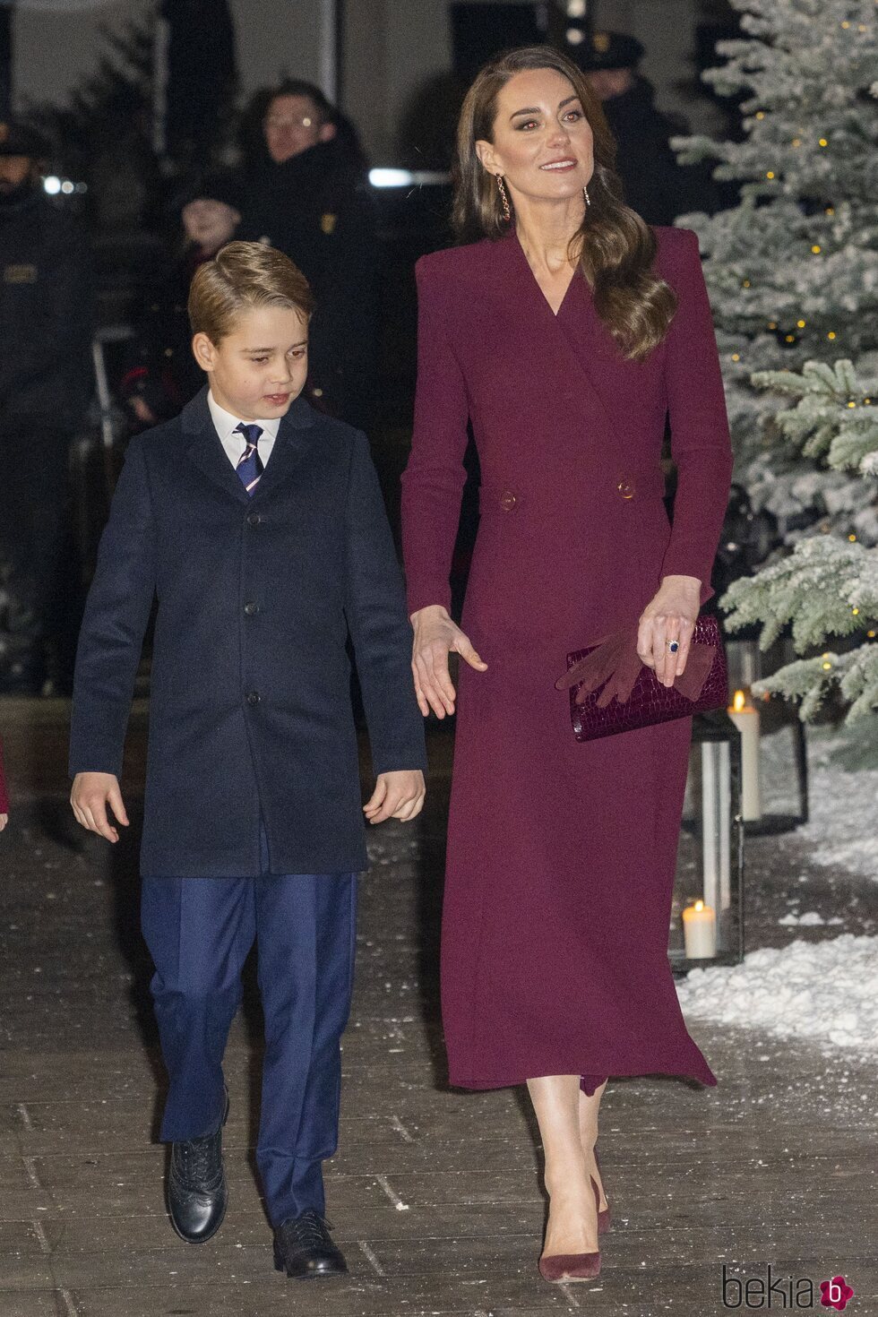 Kate Middleton y su hijo el Príncipe George en el concierto de villancicos en la Abadía de Westminster