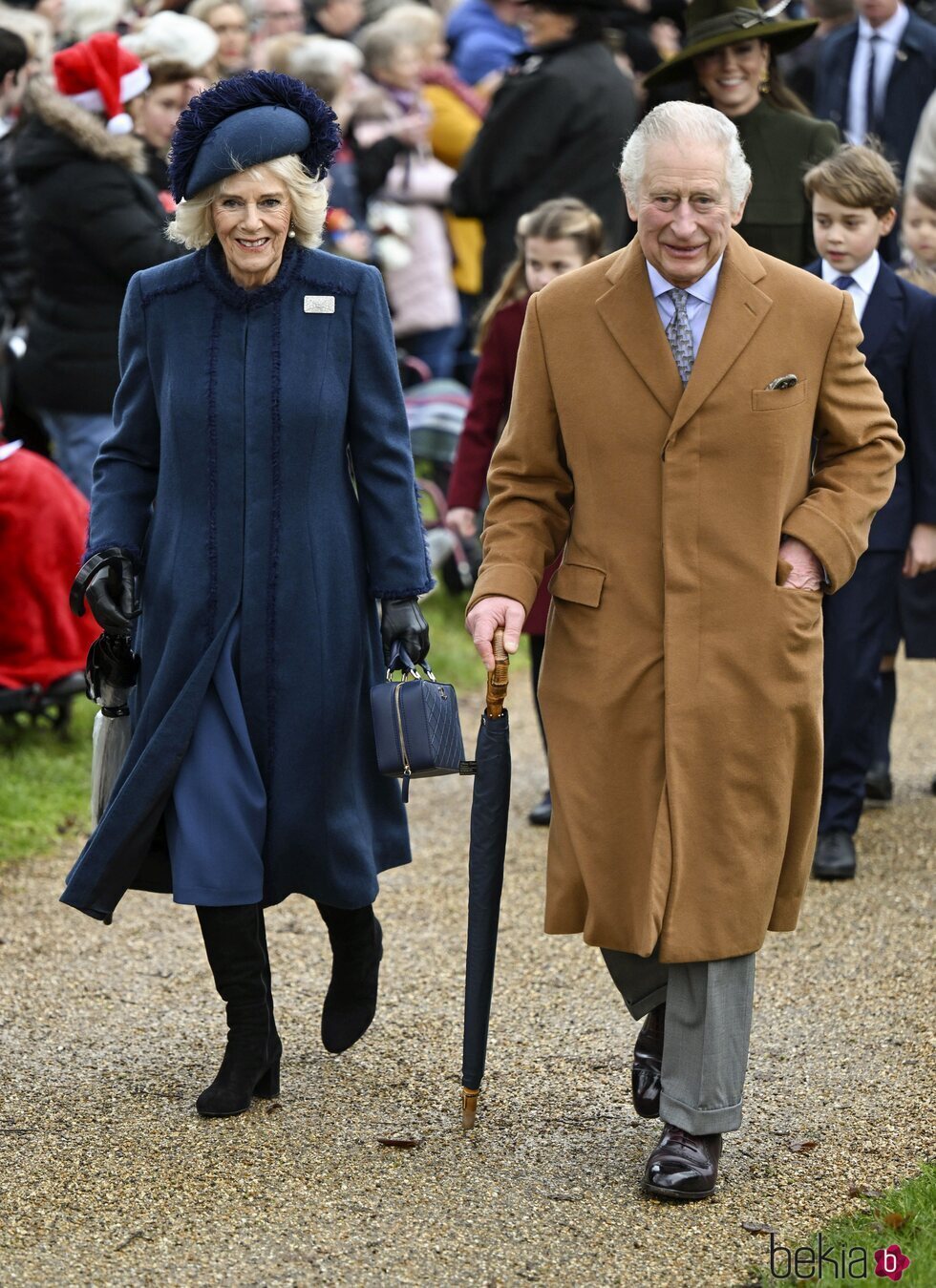 El Rey Carlos y la Reina Camilla en la misa de Navidad 2022