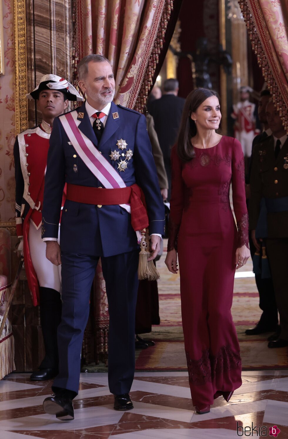 El Rey Felipe VI y la Reina Letizia durante la Pascua Militar 2023
