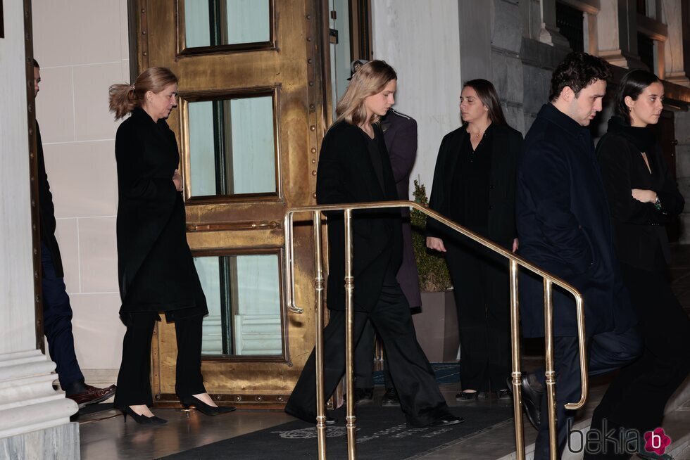 La Infanta Cristina, Irene Urdangarin, Froilán y Victoria Federica tras la cena previa al funeral de Constantino de Grecia