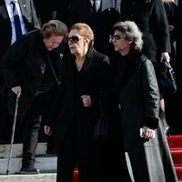 Farah Pahlavi en el funeral de Constantino de Grecia