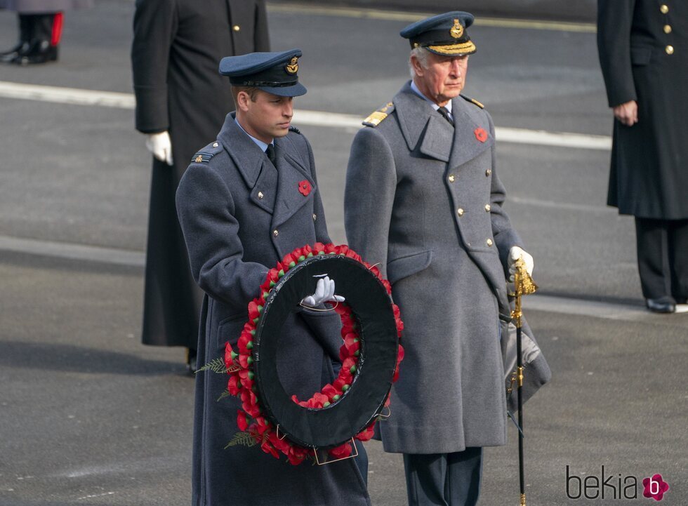 El Rey Carlos y el Príncipe Guillermo en el Día del Recuerdo 2020