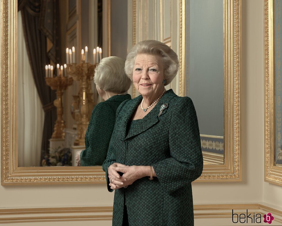 Beatriz de Holanda en su 85 cumpleaños