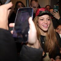 Shakira con sus fans en su 46 cumpleaños