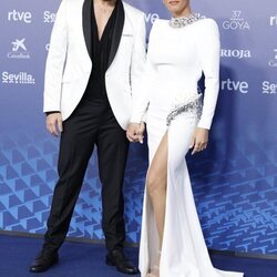 India Martínez e Ismael Vázquez en la alfombra roja de los Goya 2023