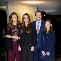 El Príncipe Floris y la Princesa Aimée y su hijas Magali y Eliane van Vollenhoven en el 80 cumpleaños de Margarita de Holanda