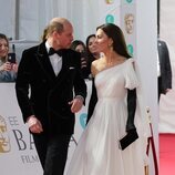 El Príncipe Guillermo y Kate Middleton a su llegada a los premios BAFTA 2023