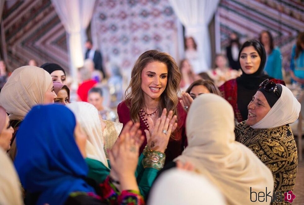 Rania de Jordania en la fiesta de henna de su hija Iman de Jordania