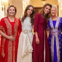 Iman de Jordania, Rania de Jordania y Muna de Jordania en la fiesta de henna de Iman de Jordania