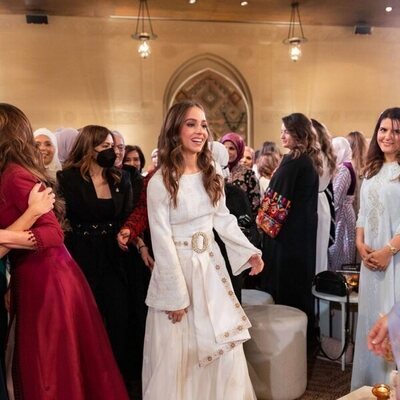 Fiesta de henna de Iman de Jordania previa a su boda