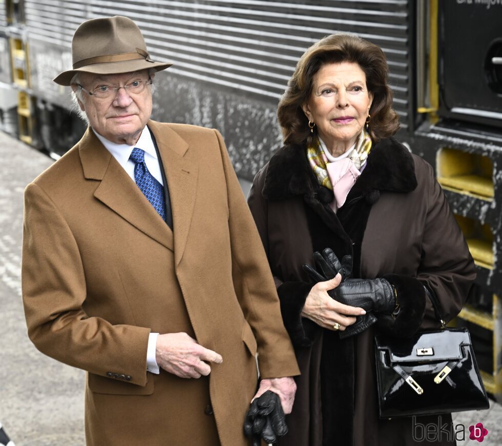 Carlos Gustavo y Silvia de Suecia en su visita a Västmanland