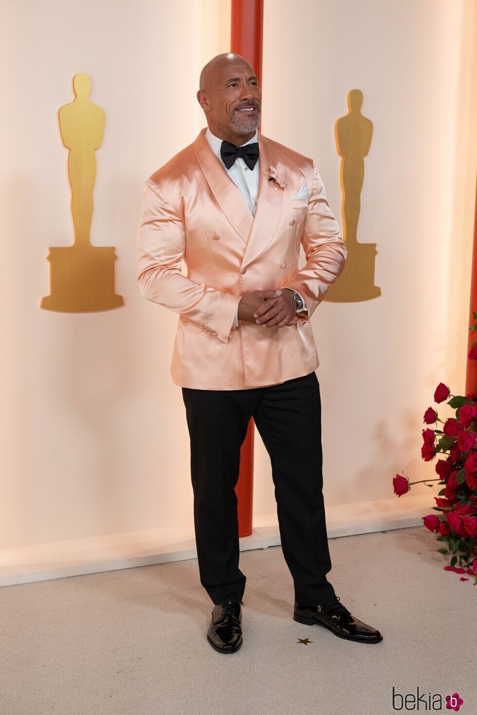 Dwayne Johnson en la alfombra roja de los Premios Oscar 2023